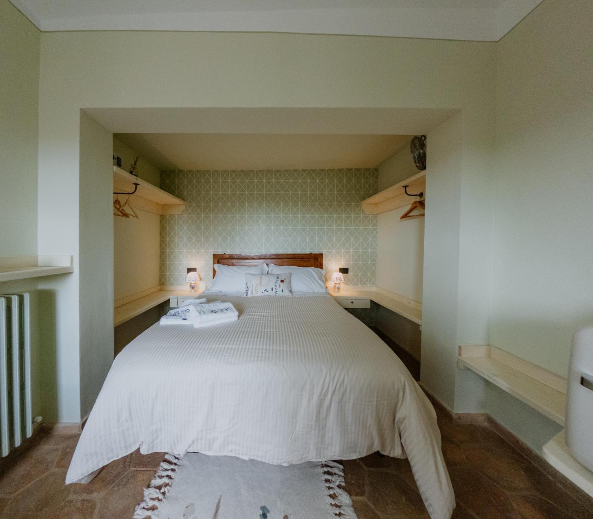 Bed and Breakfast La Casa Delle Api Оффида Экстерьер фото